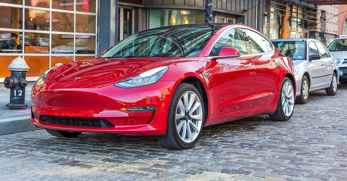 Tesla reportedly along with USB-C ports and wireless phone charging to US-made Mannequin 3 automobiles