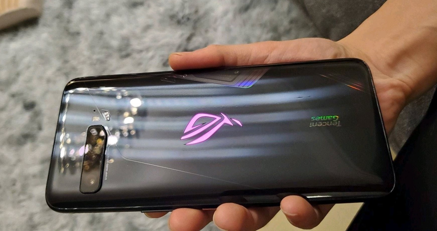 Leaked video confirms familiar kind for the Asus ROG Mobile telephone 3