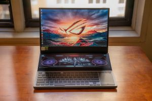 Asus ROG Zephyrus Duo 15: a twin-show gaming speedster with immense graphics