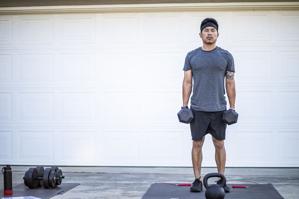 15 CrossFit Exercises You Can Attain At Dwelling