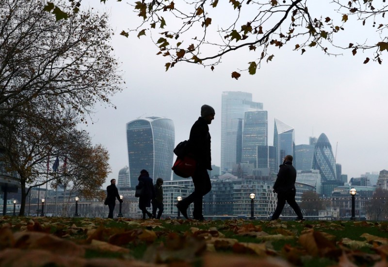 UK companies turn much less negative for first time since January: gaze