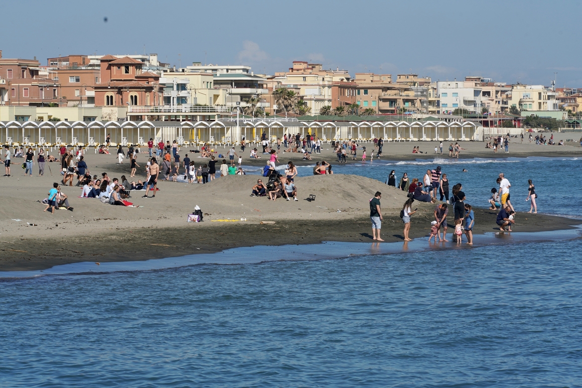 Italy welcomes vacationers (nevertheless the feeling’s now now not mutual)
