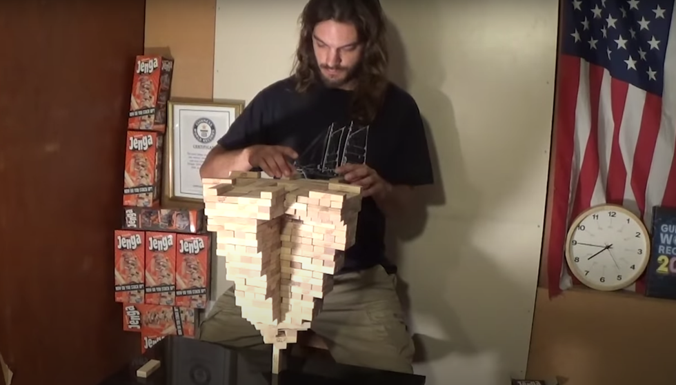 This Guy Stacked a Guinness World Chronicle 485 Jenga Blocks on One Vertical Block