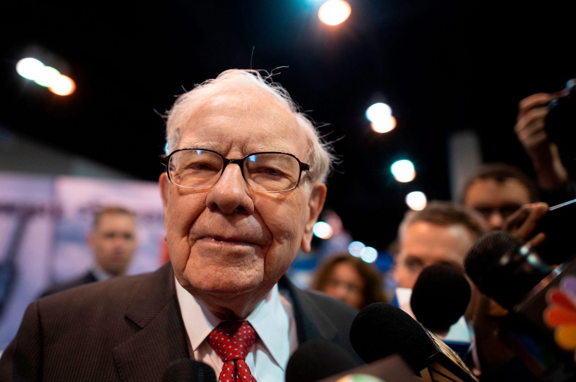 Warren Buffett’s identify-on-fear strategy would possibly perhaps be examined alongside with his most recent bet on fossil fuels