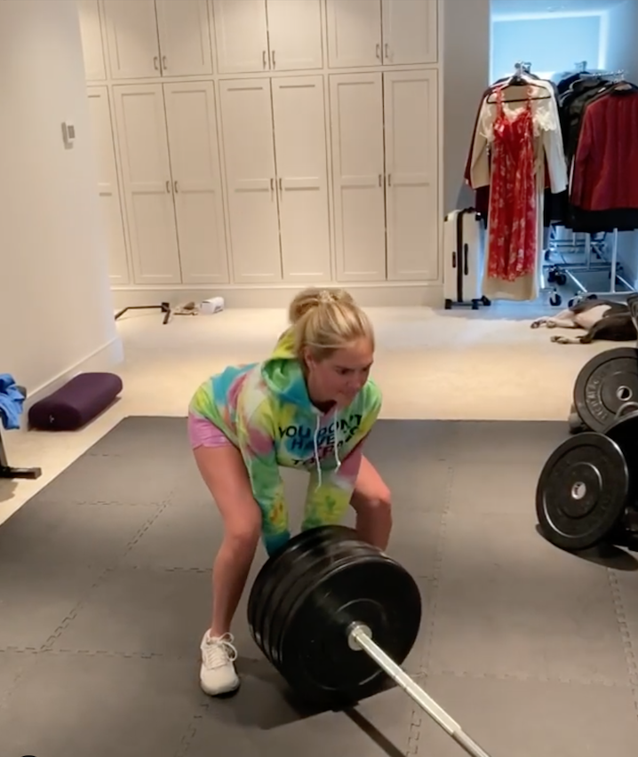 Watch Kate Upton Crush A entire lot of Reps of a Landmine Deadlift