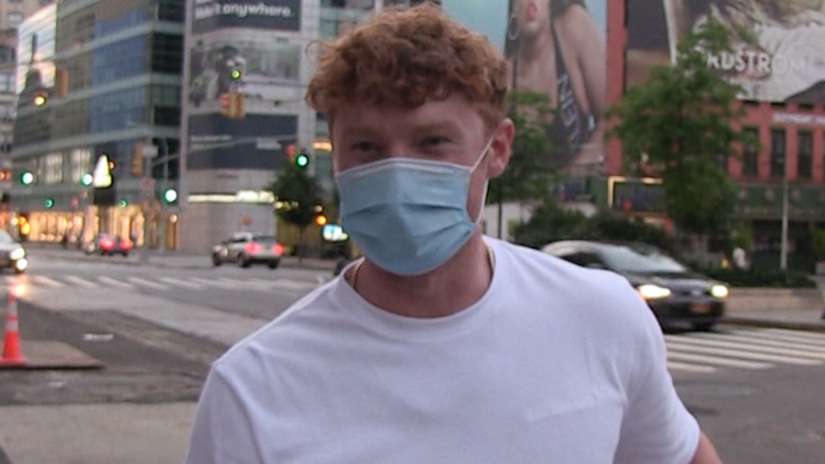 Yankees’ Clint Frazier Says Extra Gamers Trying out Masks for In-Game Exercise
