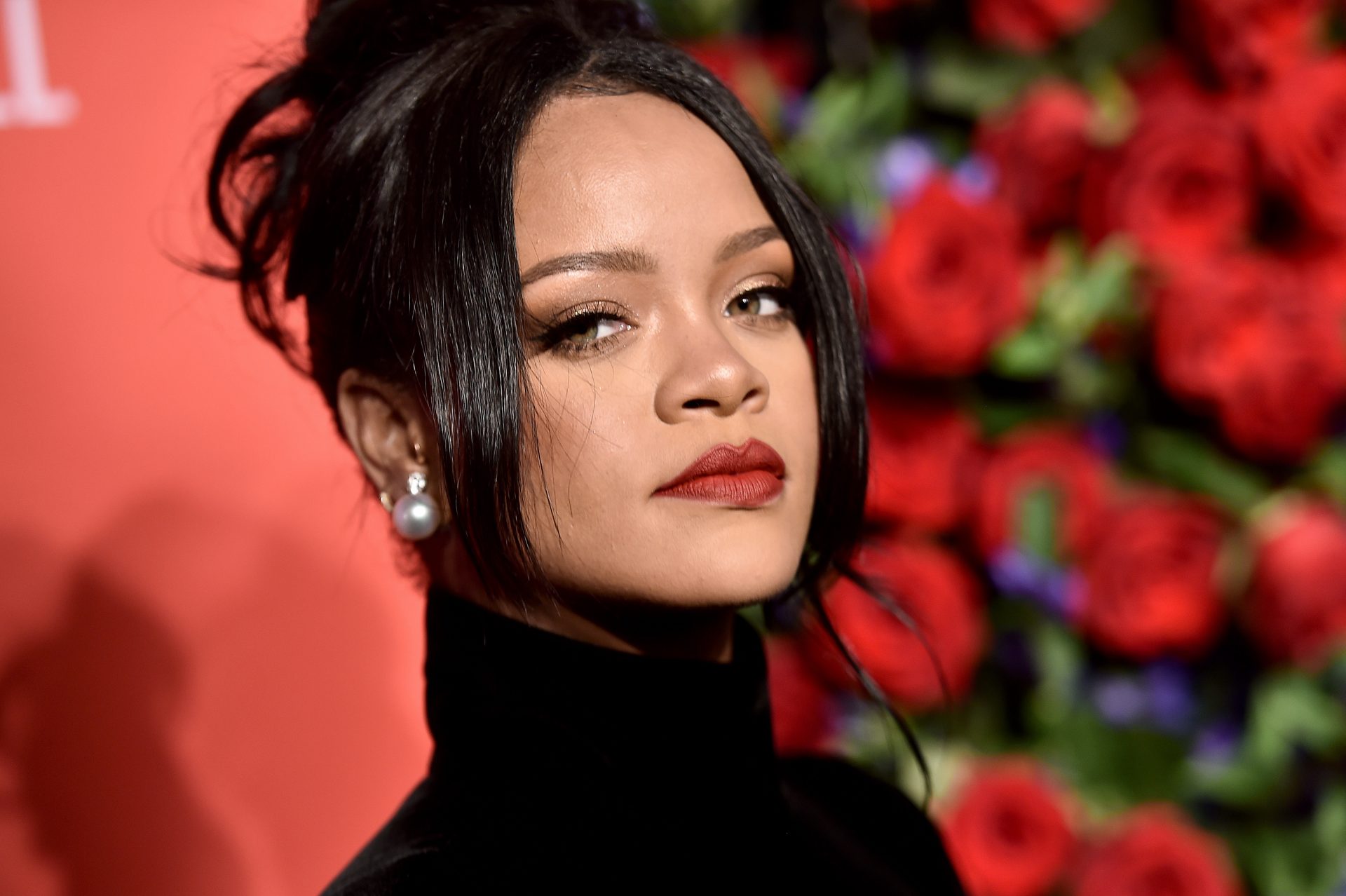 Rihanna’s Fenty Pores and skin-Care Line Formally Has a Launch Date