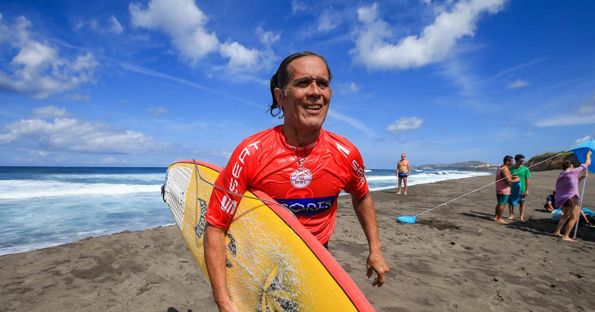 Surfing myth Derek Ho dull at 55