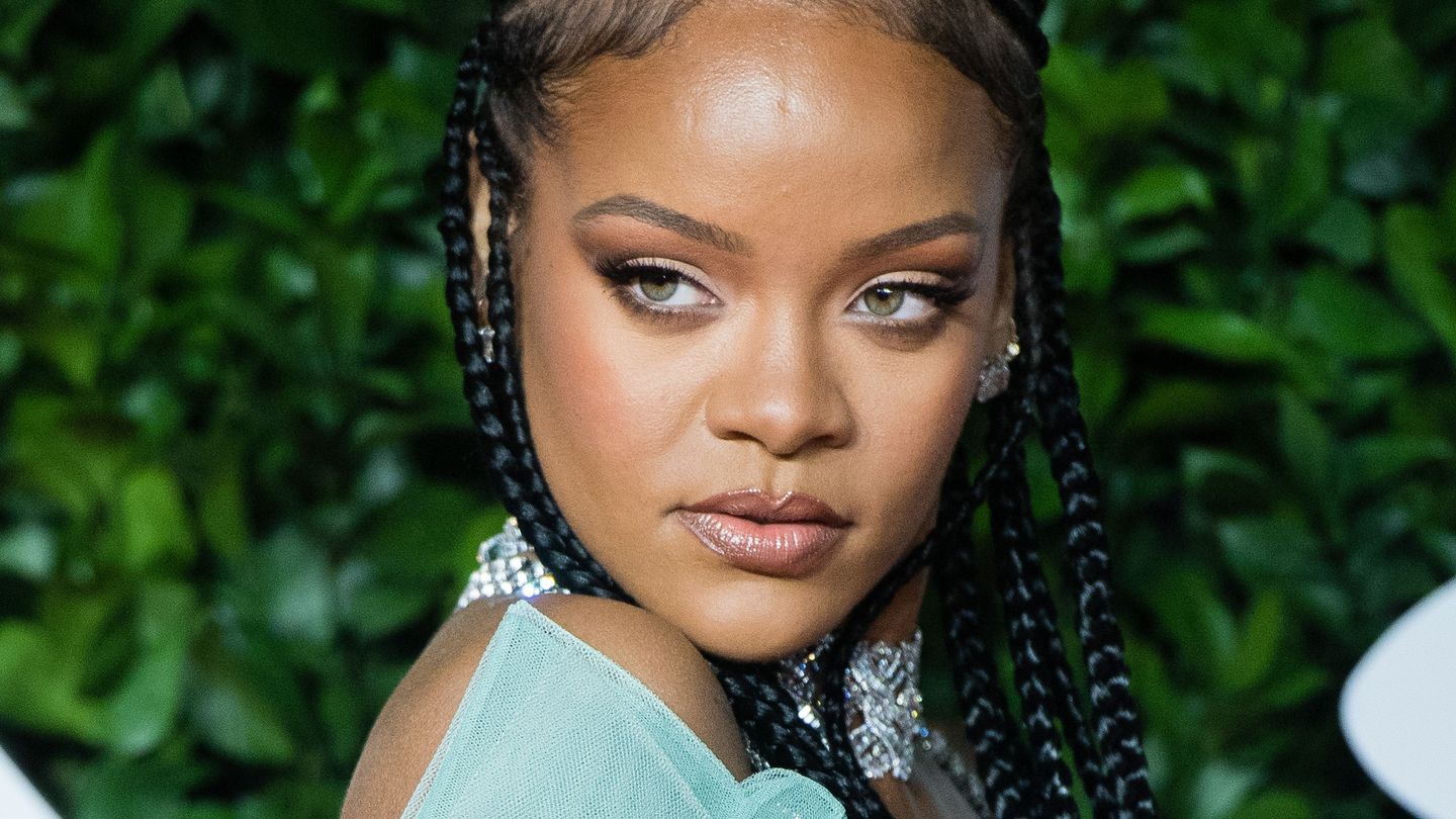 Rihanna Finds The Secret Ingredient To Current Fenty Pores and skin Line