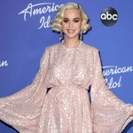 Pregnant Katy Perry Recreates Viral Video for Orlando Bloom: ‘It’s Friday Then!’