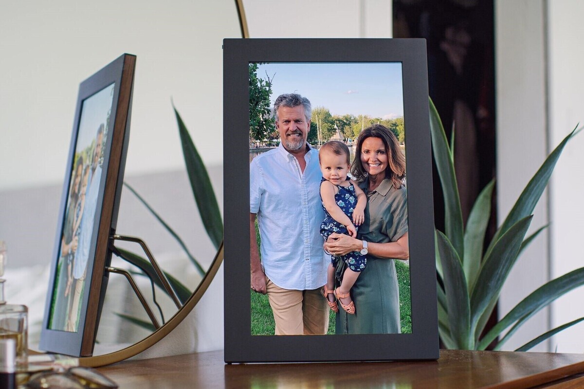 Netgear’s contemporary Meural WiFi Photo Frame specializes in family snapshots