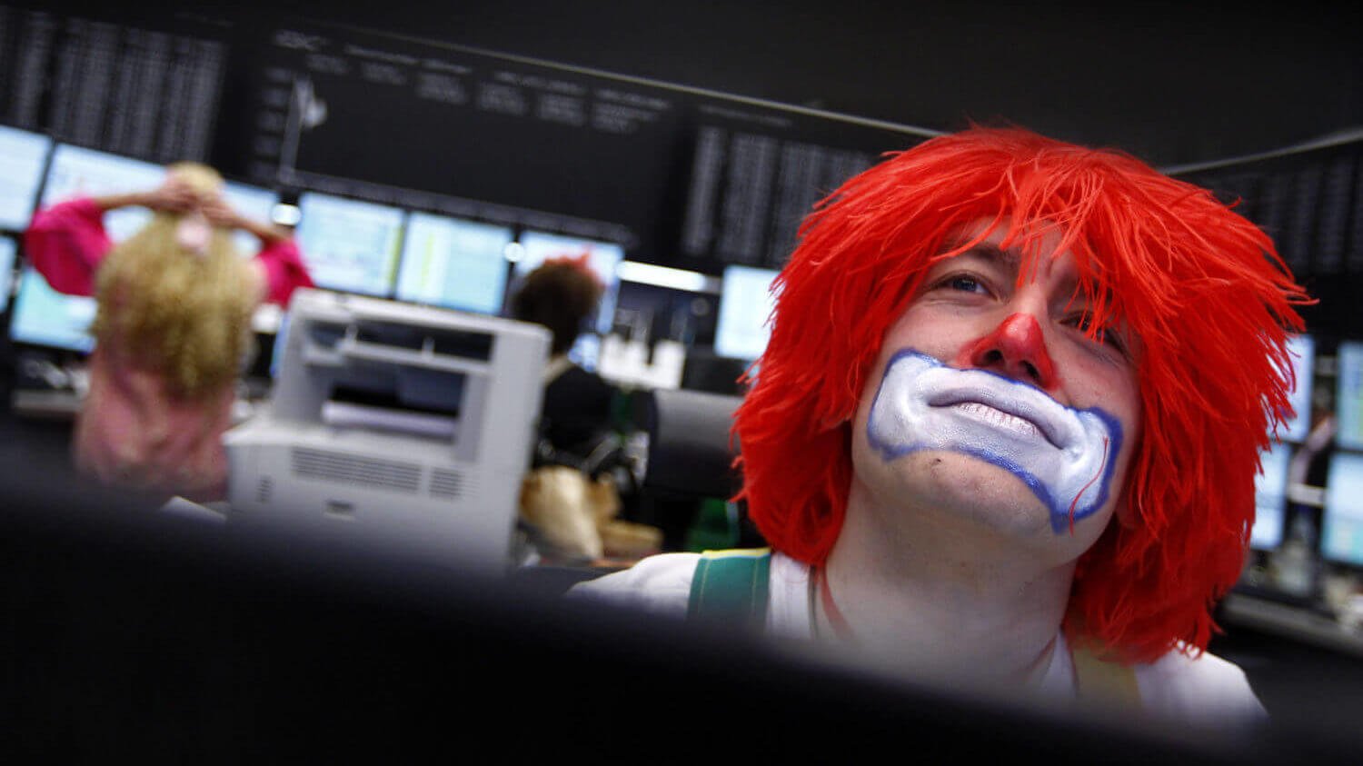 Economist: Stock Market Clowns Delight in Blown a ‘Mega-Bubble’ in the Dow