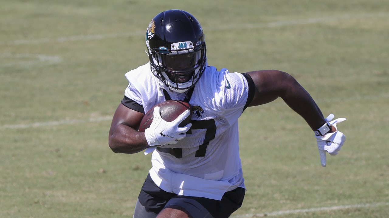 From Duval to Tampa: RB Fournette signing with Bucs