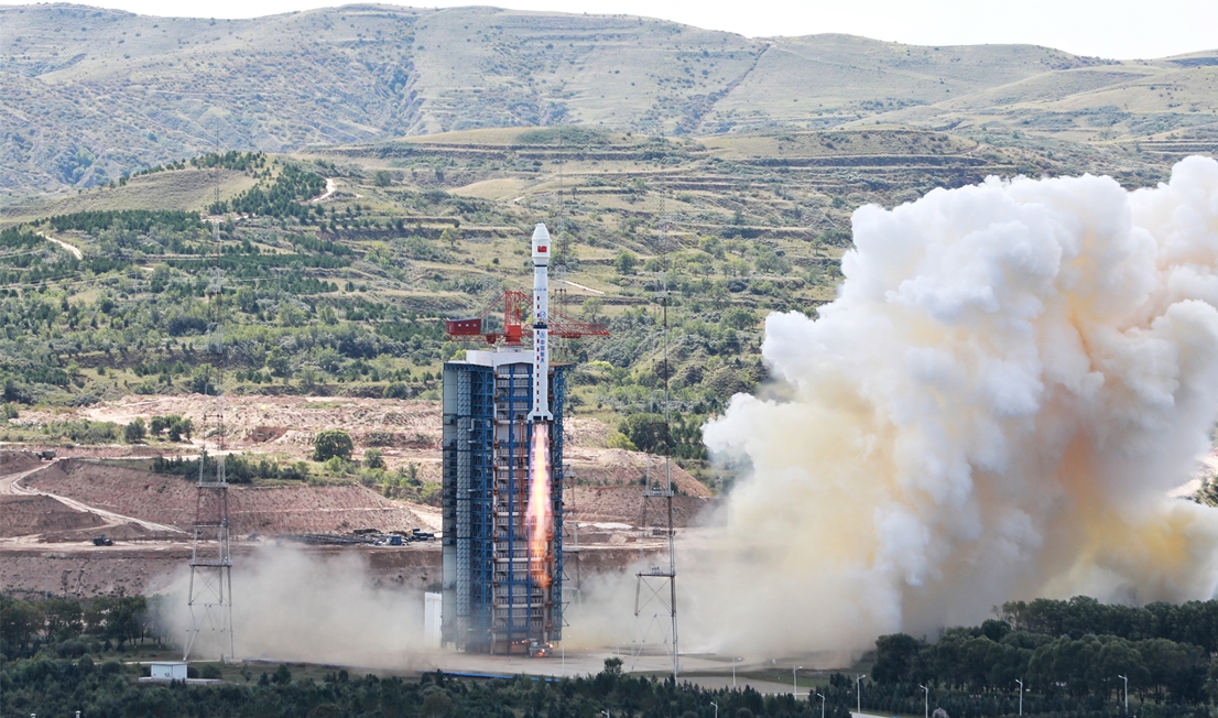 Chinese language rocket booster looks to rupture come college all over Gaofen 11 satellite tv for computer commence