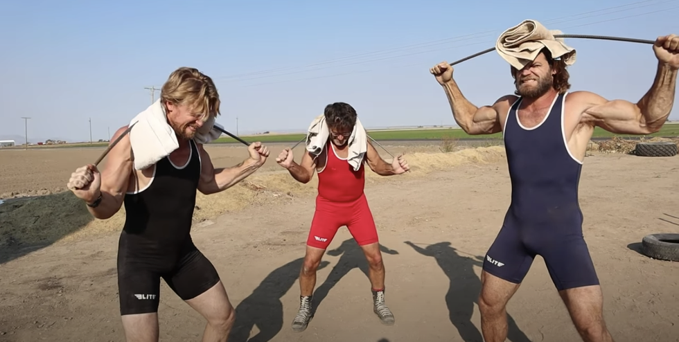 Watch These Bodybuilders Are attempting an Susceptible Faculty Strongman Contest