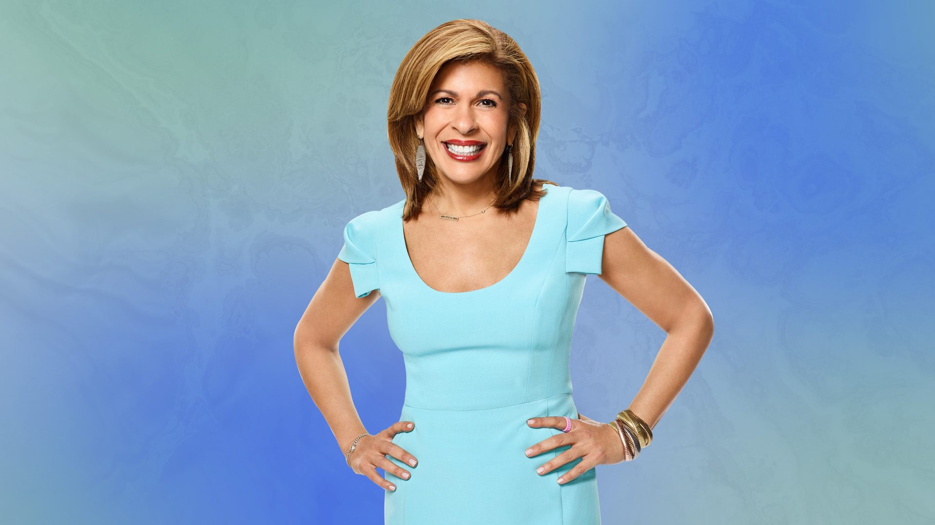 The Secret to Hoda Kotb’s Happiness? Her Adolescents, Her Work, and a Magic Root Contact-Up Spray