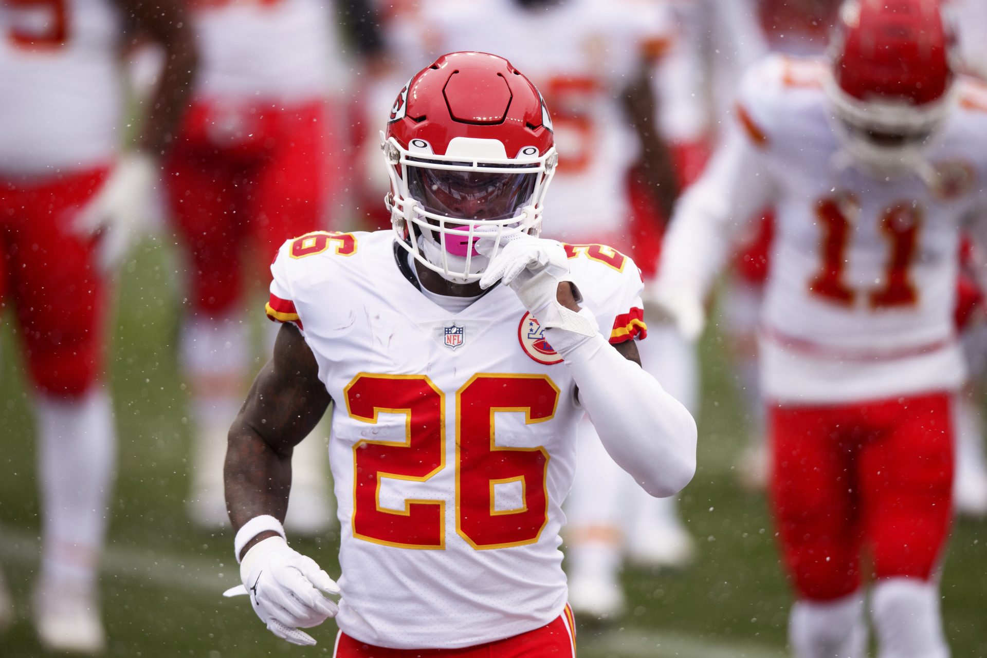 Gape: Le’Veon Bell with a 16-yard impact on his first dart with the Chiefs