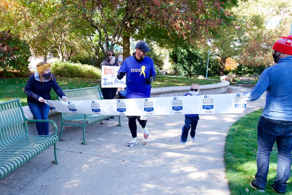 Ohio Dad Runs His First Marathon Around a Sanatorium to Honor His Son With Cancer