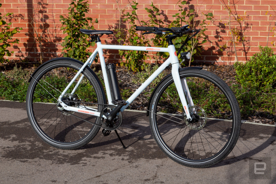 Analog Hurry’s AMX is a commuter e-bike that needs to pace snappily