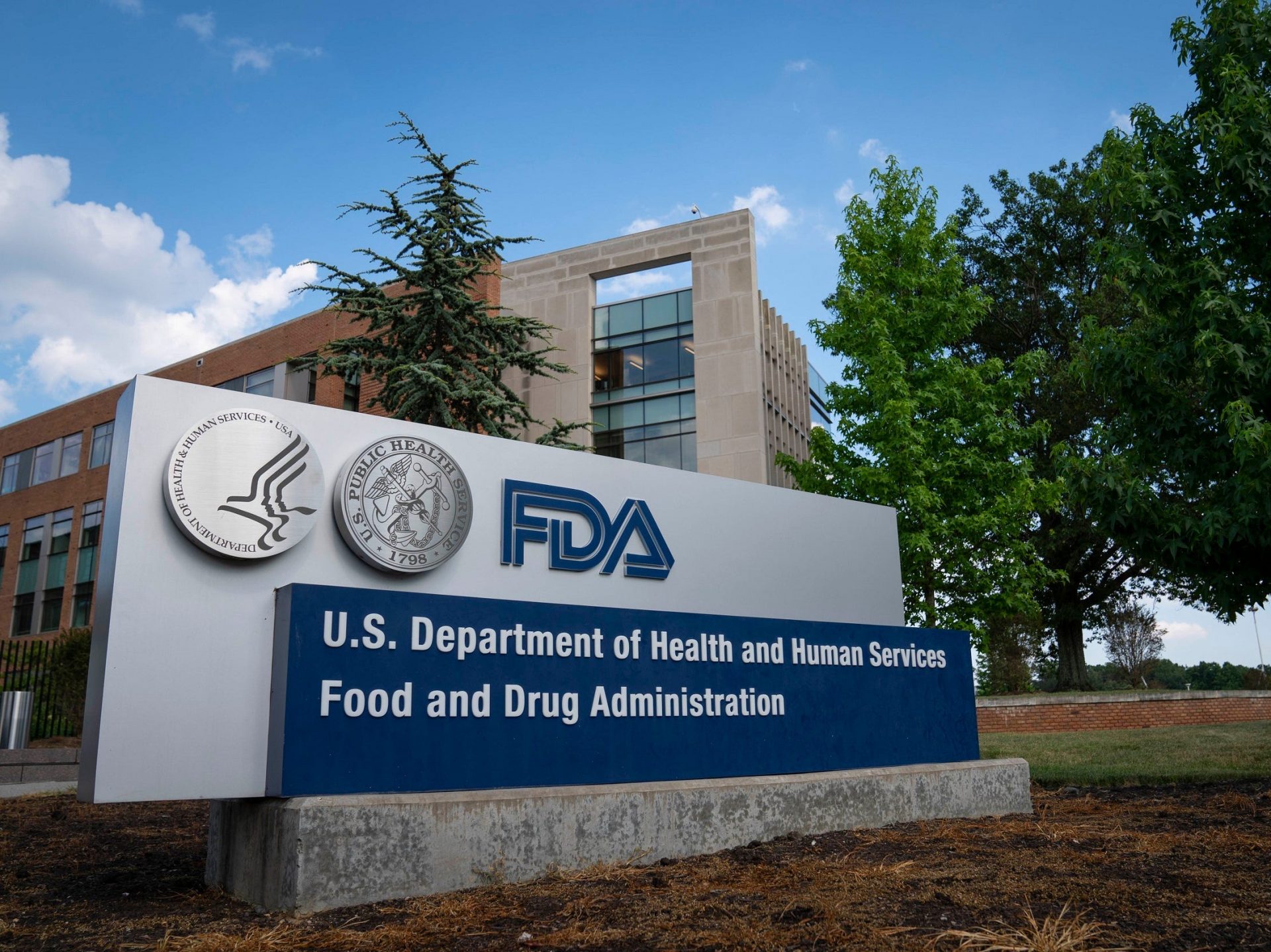 FDA advisory committee to focus on about emergency authorization for Pfizer’s COVID-19 vaccine