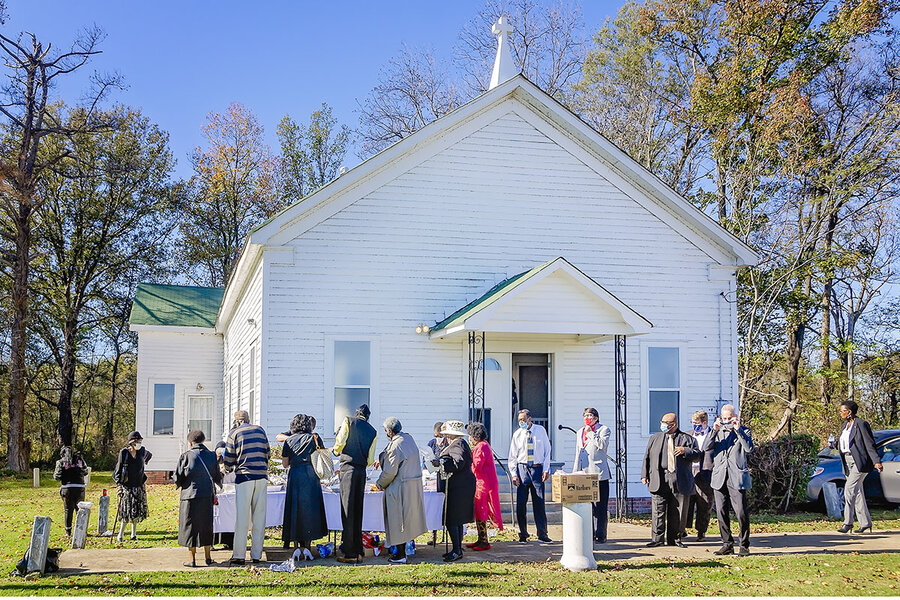 For ancient Mississippi church, a day of Thanksgiving