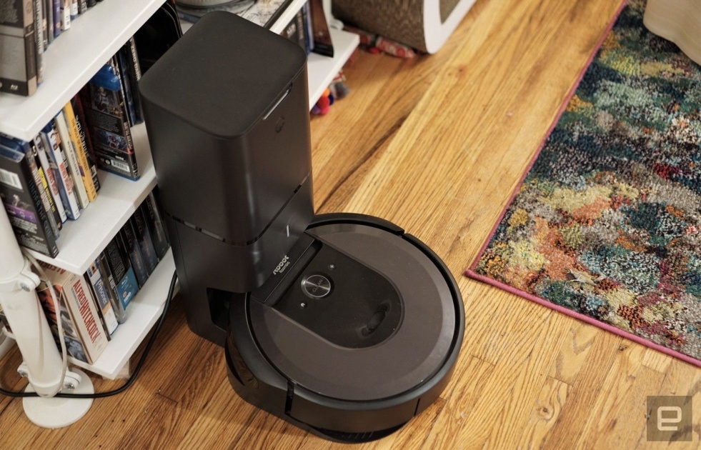 Engadget readers choose up $200 off Roomba’s i7+ vacuum at Wellbots