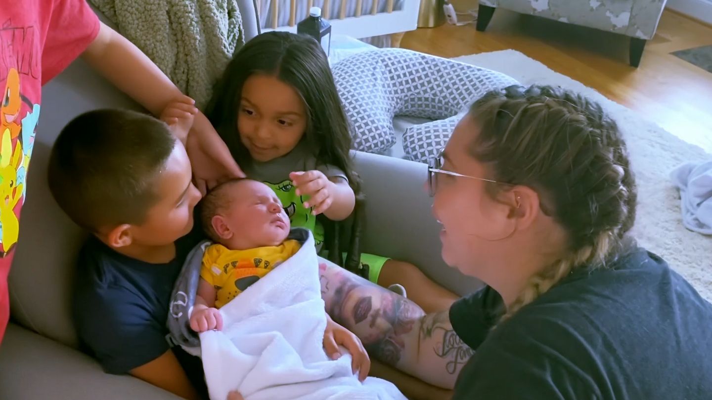 ‘His Beginning Became once A Slight Upsetting’: How Kailyn’s Fourth Teen Mom 2 Provide Became once Cherish No Heaps of