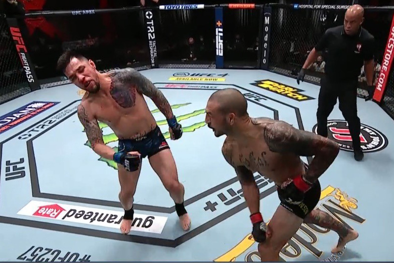 UFC 256 video: Cub Swanson returns from ACL surgical treatment with vicious KO of Daniel Pineda