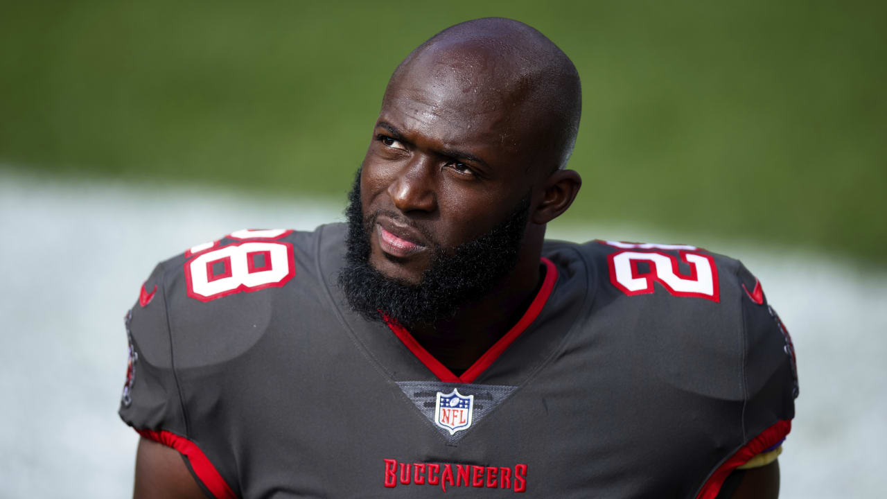 Buccaneers RB Leonard Fournette inactive vs. Vikings as result of coach’s resolution