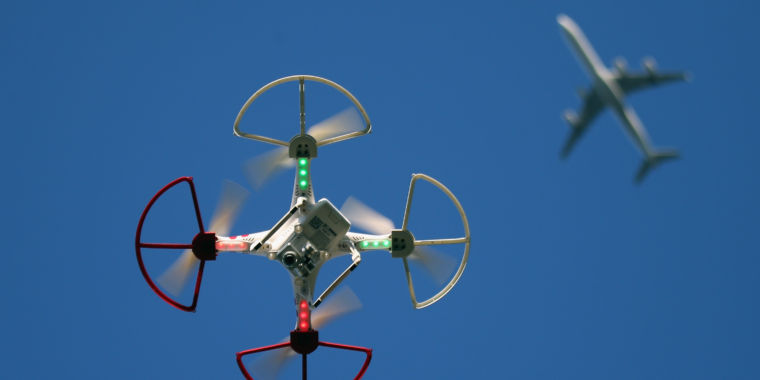 FAA in the raze sets solutions for piloting little drones