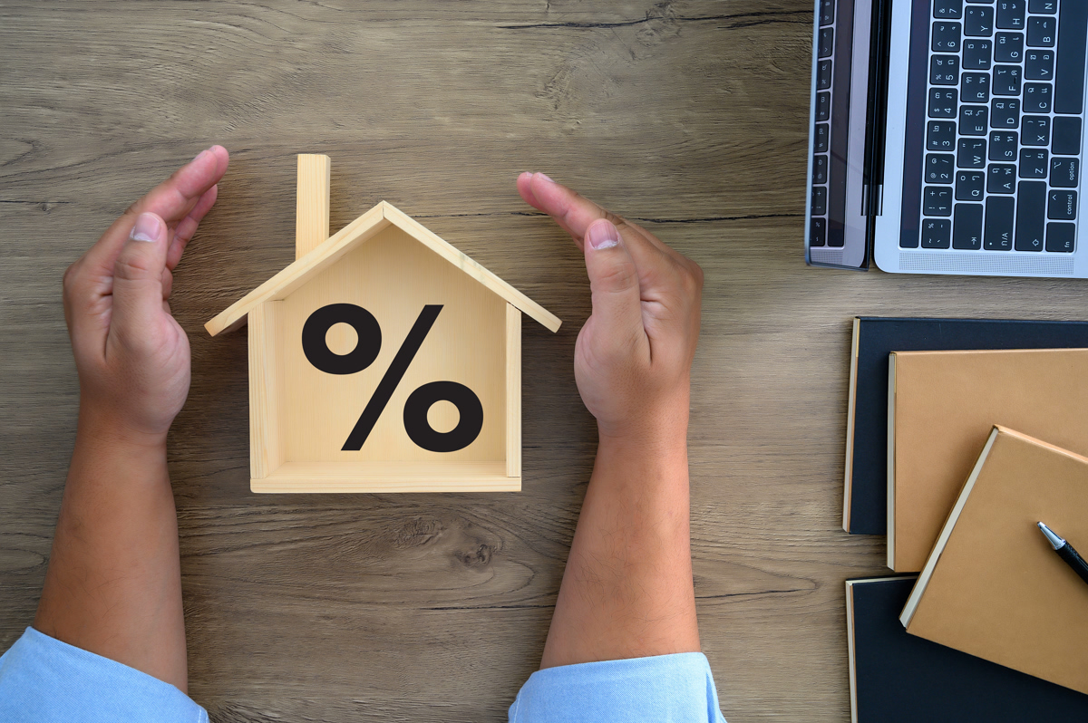 Mortgage rates remain at file-low levels