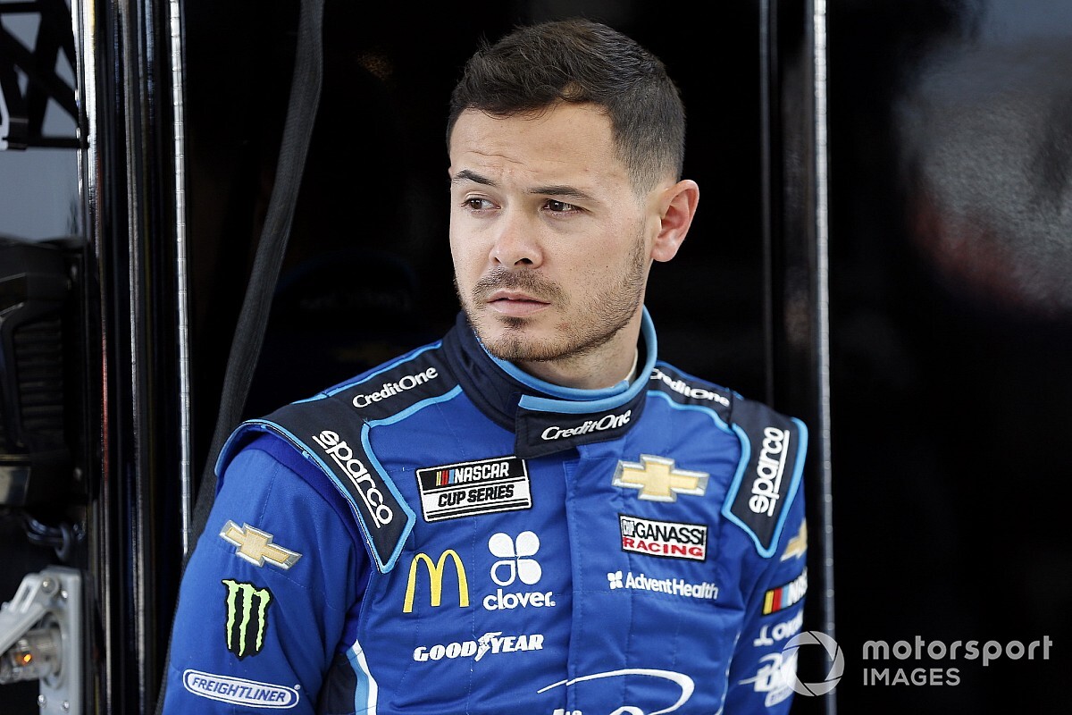 Kyle Larson loses his fresh spotter over social media posts