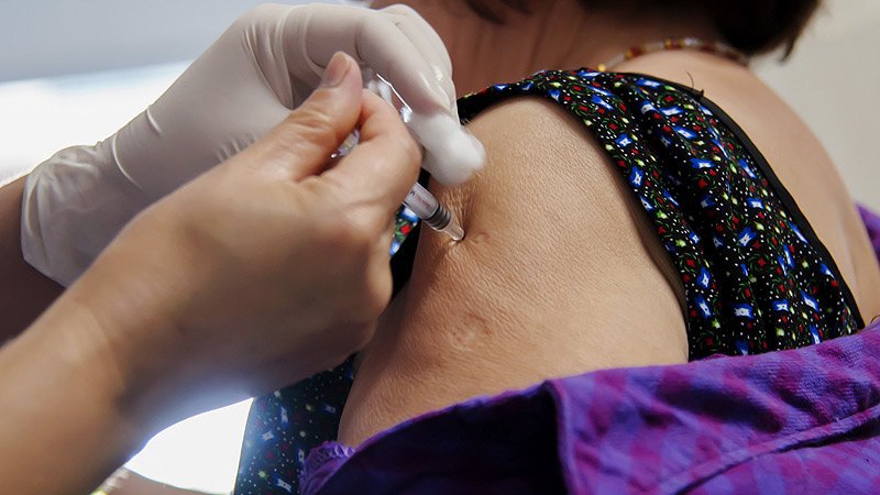 Feds to Delivery The exercise of Pharmacies to Ramp Up Administration of Vaccines