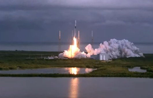 SpaceX launches a memoir 143 satellites on one rocket, aces landing