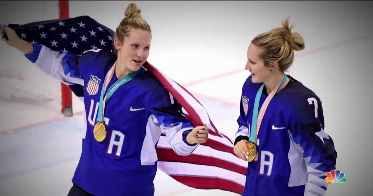 Olympic gold medalists inspire younger female hockey avid gamers