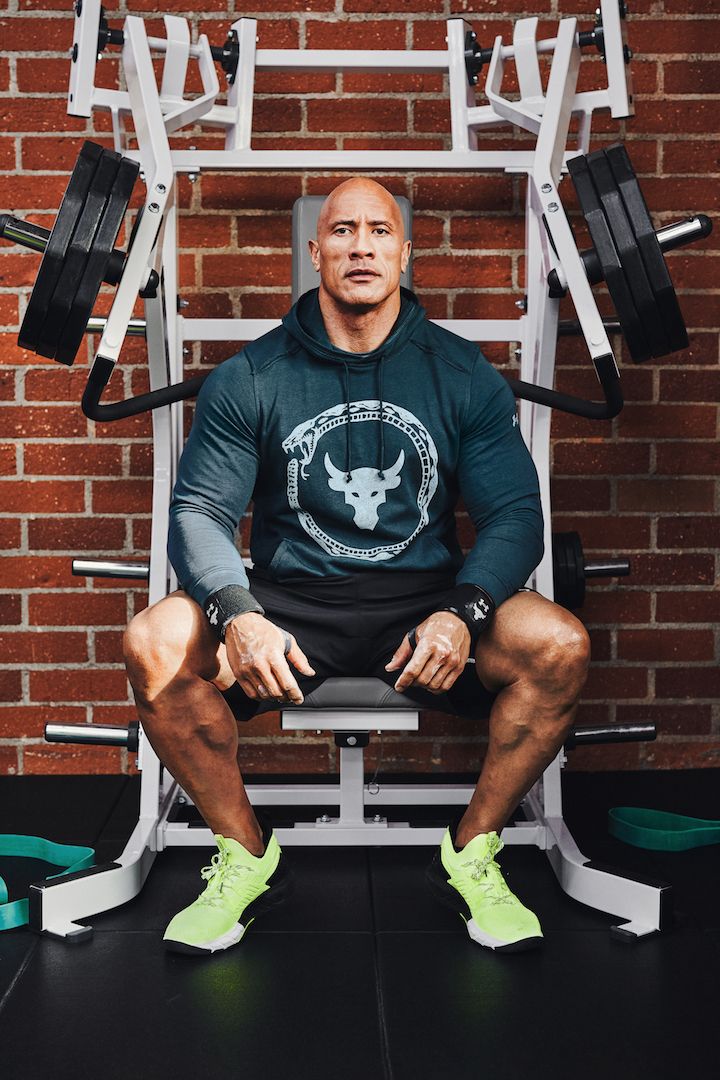 Look The Rock Glean a Stable Pump on an Incline Press Before a Photo Shoot