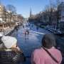 Dutch accumulate their skates on in Amsterdam sooner than the thaw