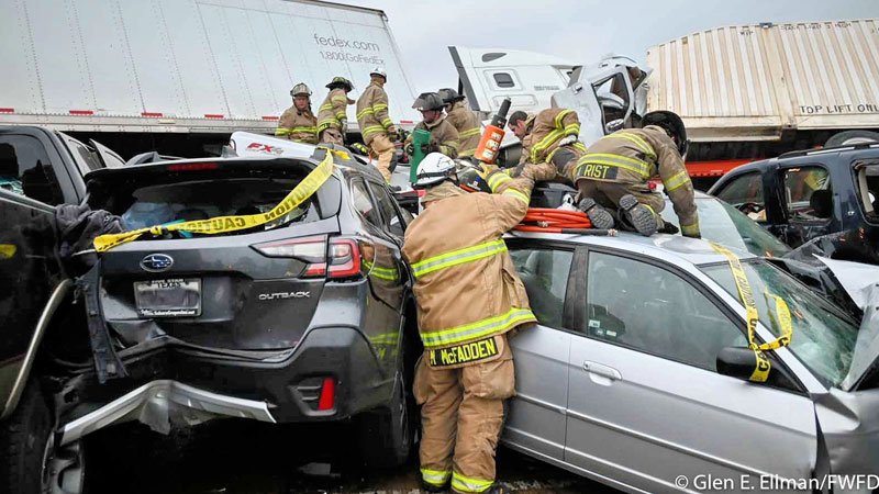 Nurse Pinned in Fatal Texas Pileup Climbs Out, Goes to Work