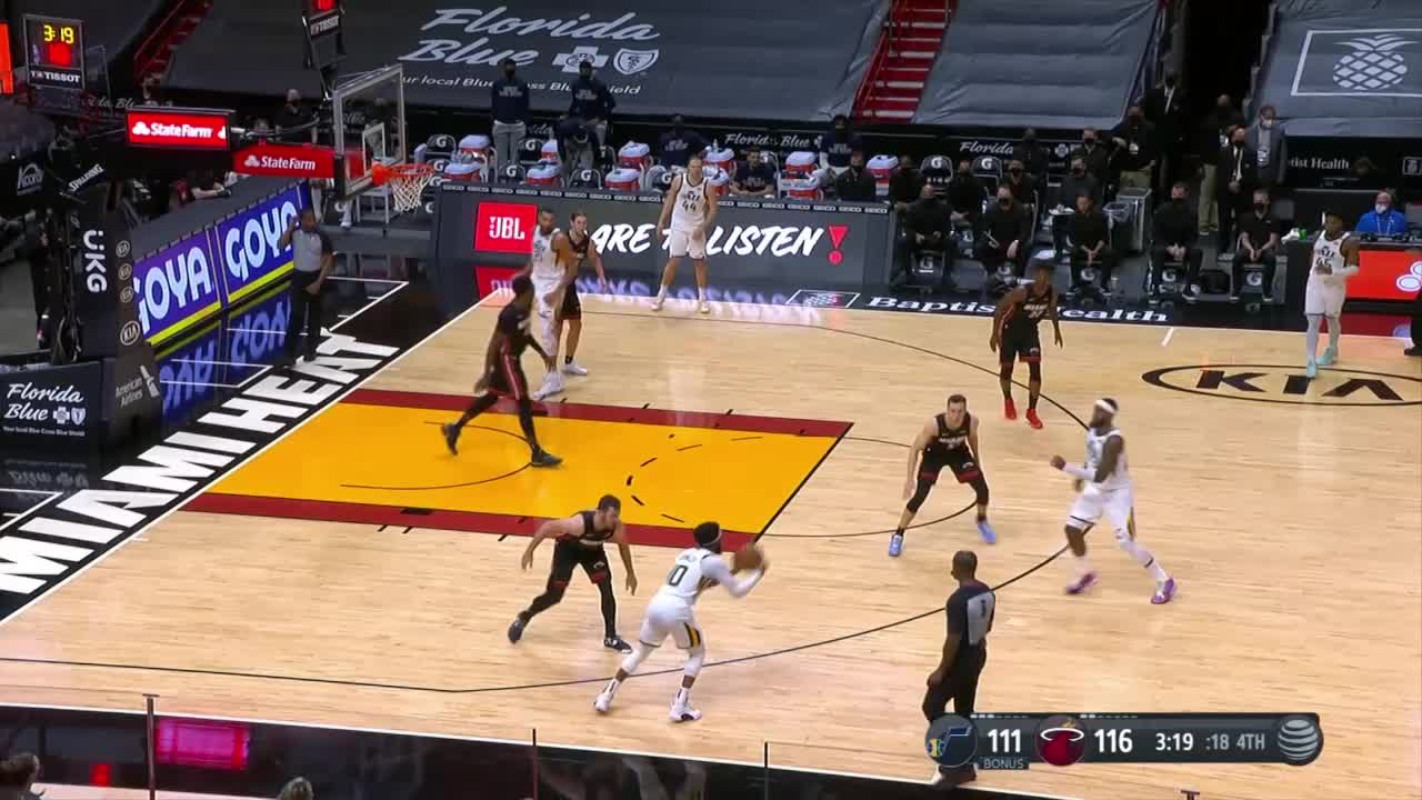 Mike Conley with a 2-pointer vs the Miami Warmth