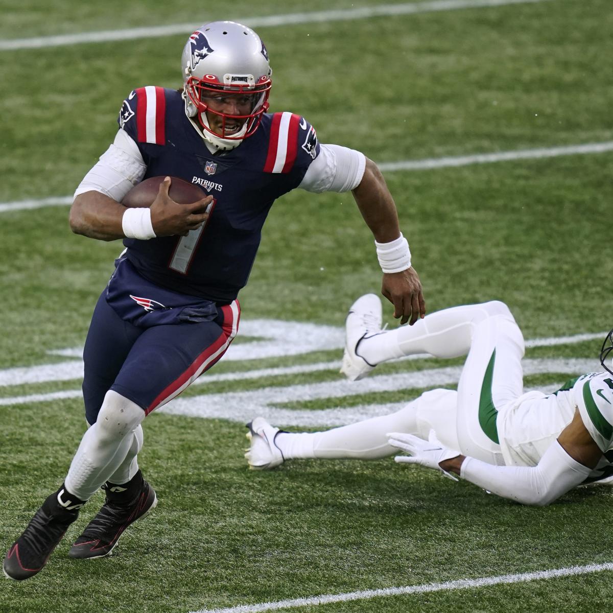 Patriots Rumors: New England ‘No longer Enamored’ with 2021 Free-Agent QB Class