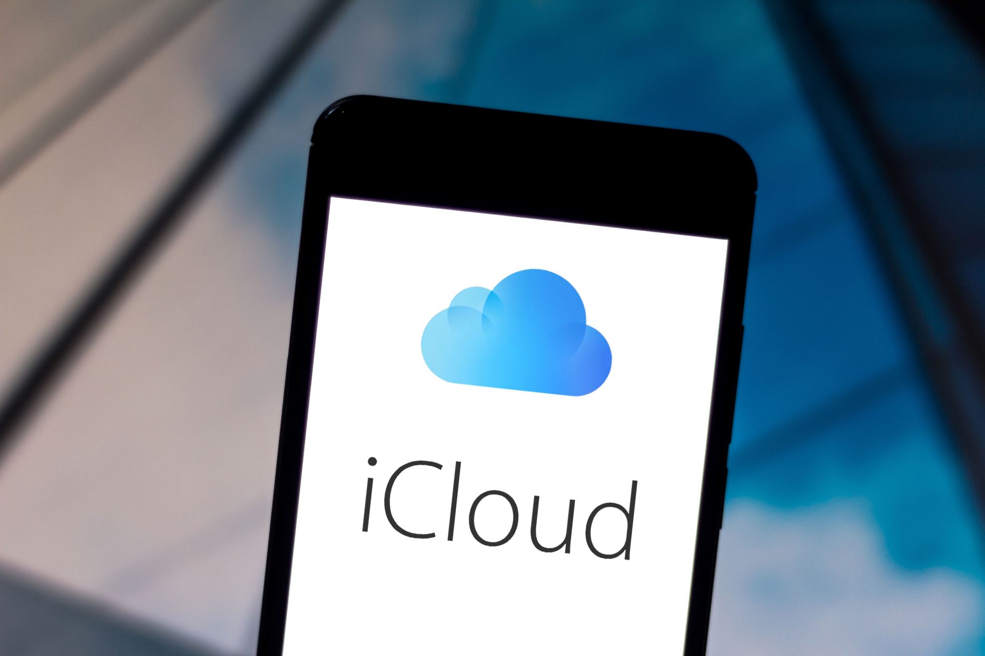 iCloud allegedly locked out a user over her final title
