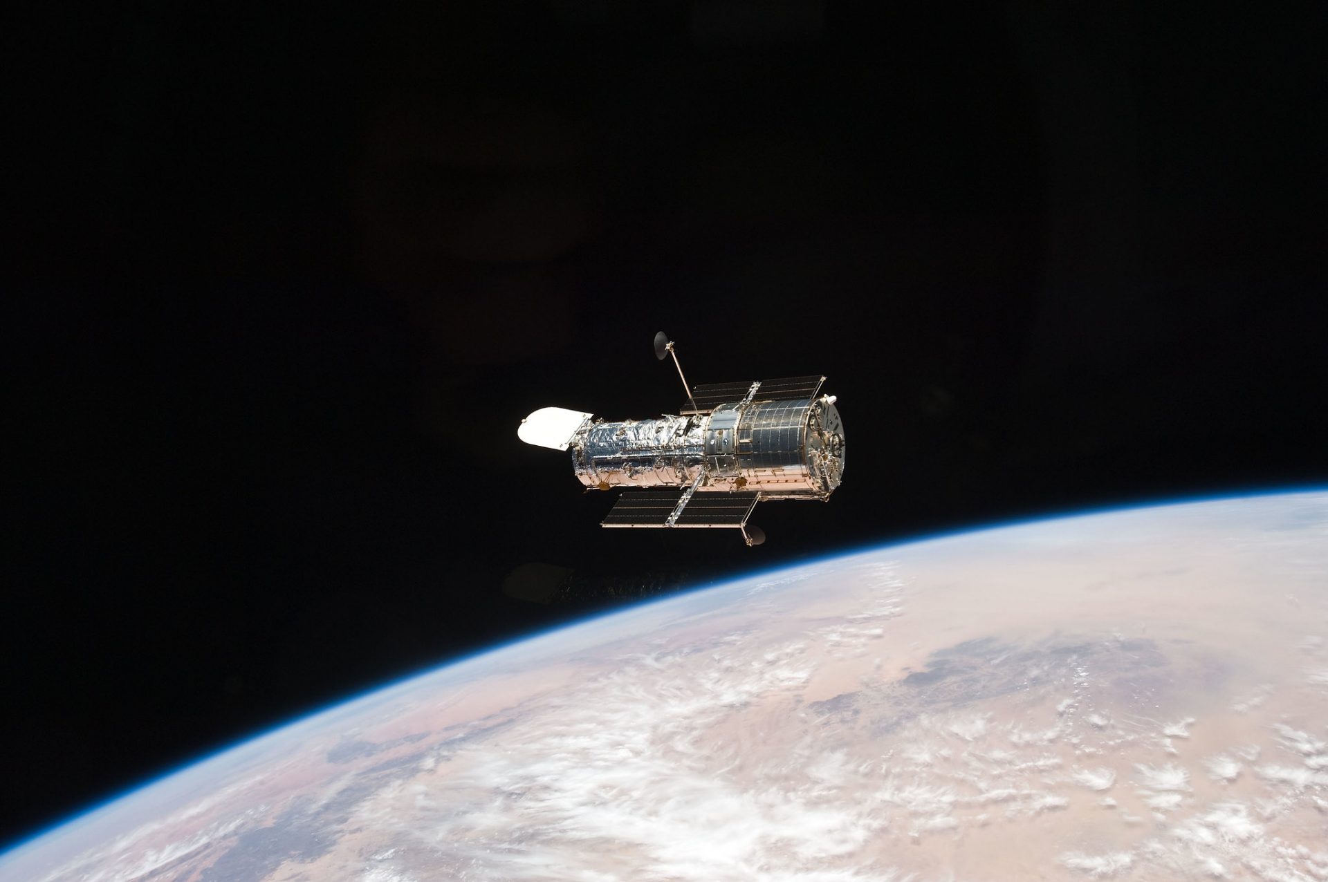 Hubble Residence Telescope is again on-line after instrument glitch