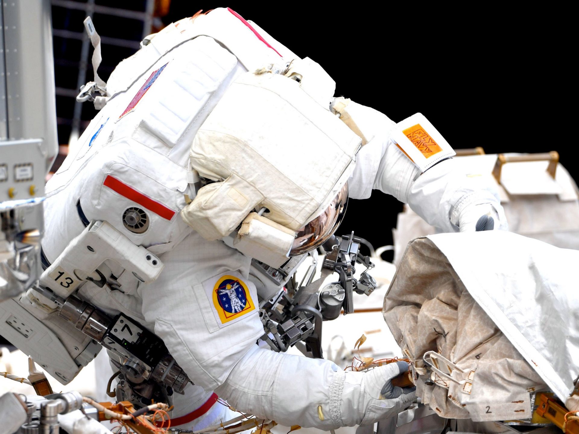Spacewalking astronauts wrap up upkeep work on dwelling save