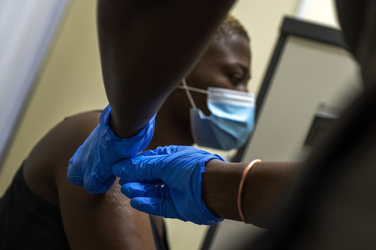 South Africa Plans to Vaccinate 200,000 Folk Day after day