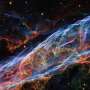 Describe: Hubble revisits the Veil Nebula