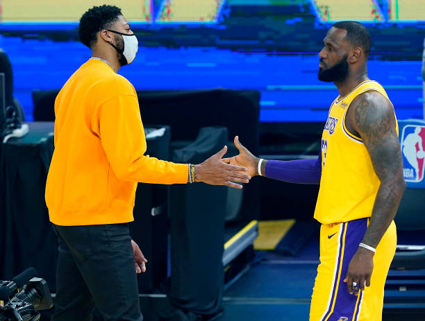 Lakers Recordsdata: LeBron James, Anthony Davis Damage Timelines Remain Unchanged