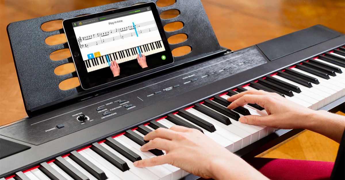 Be taught to play the piano at your grasp trot with Skoove