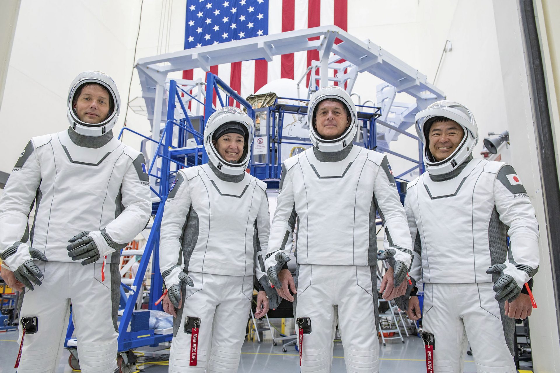 SpaceX, NASA give ‘stir’ for astronaut start, 3rd for Dragon
