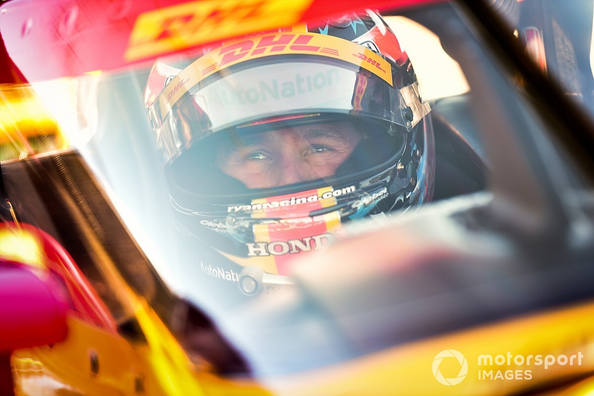 Hunter-Reay adopts identical mindset, irrespective of contracts