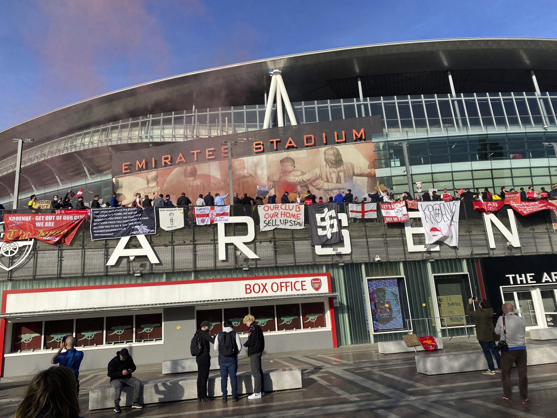 Arsenal Fans Stammer, Rip Proprietor Stan Kroenke After European Orderly League Backlash